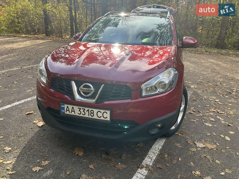 Внедорожник / Кроссовер Nissan Qashqai+2 2012 в Житомире