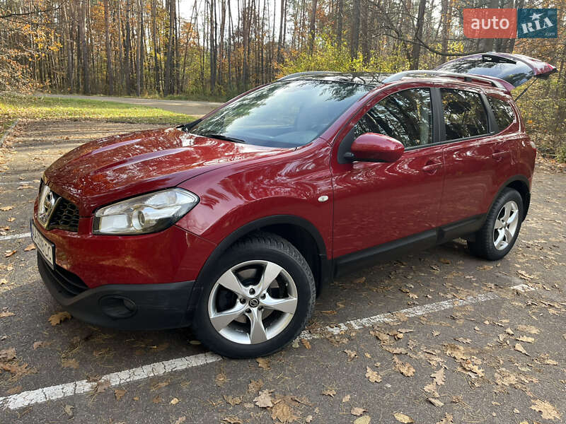 Внедорожник / Кроссовер Nissan Qashqai+2 2012 в Житомире