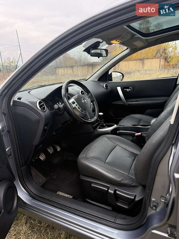 Внедорожник / Кроссовер Nissan Qashqai+2 2010 в Харькове