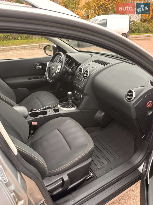 Внедорожник / Кроссовер Nissan Qashqai+2 2012 в Житомире