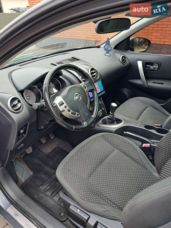 Позашляховик / Кросовер Nissan Qashqai+2 2009 в Ковелі