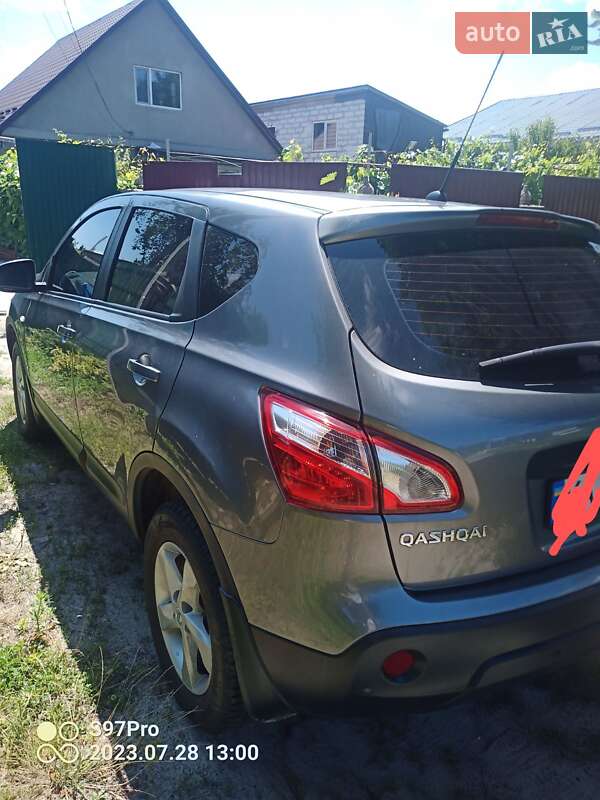 Позашляховик / Кросовер Nissan Qashqai+2 2013 в Києві