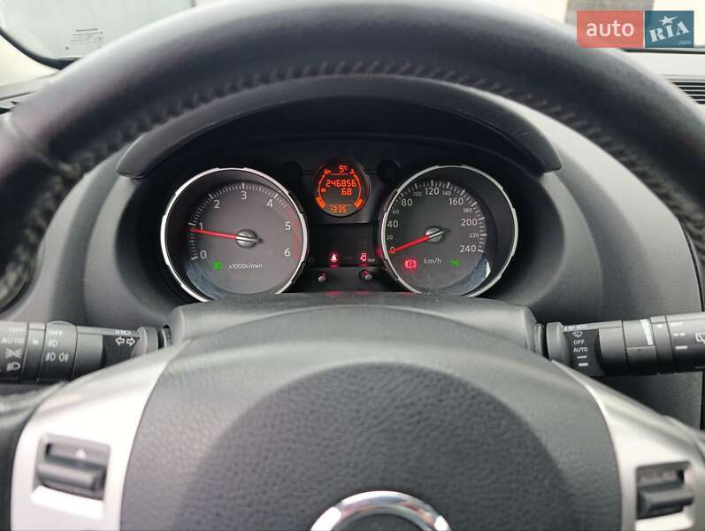 Позашляховик / Кросовер Nissan Qashqai+2 2010 в Звягелі