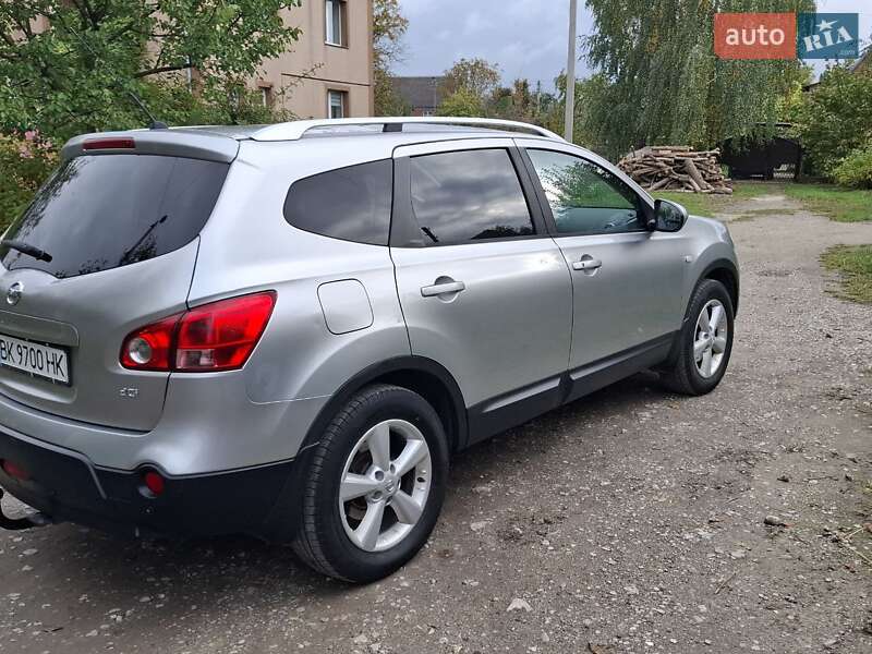 Внедорожник / Кроссовер Nissan Qashqai+2 2008 в Ровно
