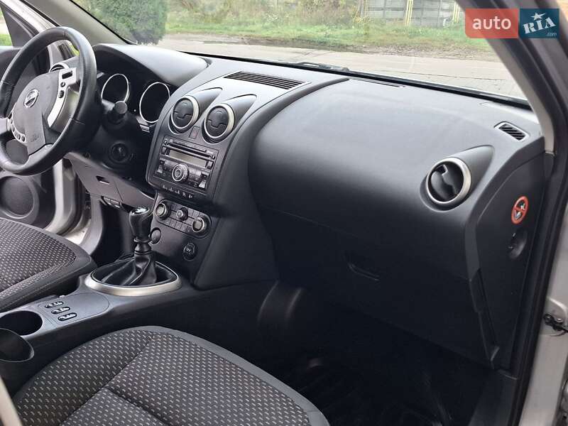 Внедорожник / Кроссовер Nissan Qashqai+2 2008 в Ровно