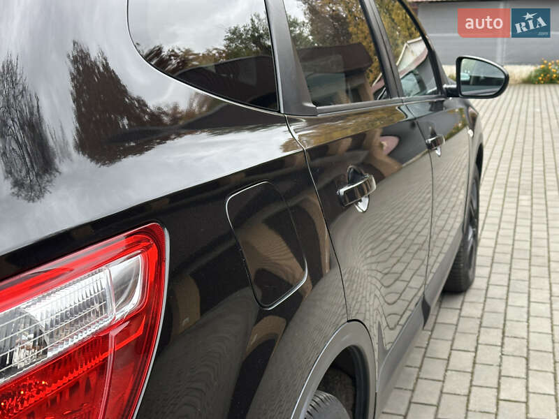 Внедорожник / Кроссовер Nissan Qashqai+2 2011 в Луцке фото 18 Внедорожник / Кроссовер Nissan Qashqai+2 2011 в Луцке