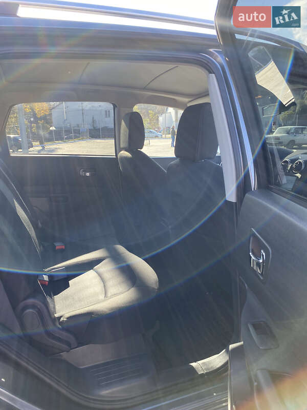 Внедорожник / Кроссовер Nissan Qashqai+2 2011 в Умани фото 15 Внедорожник / Кроссовер Nissan Qashqai+2 2011 в Умани