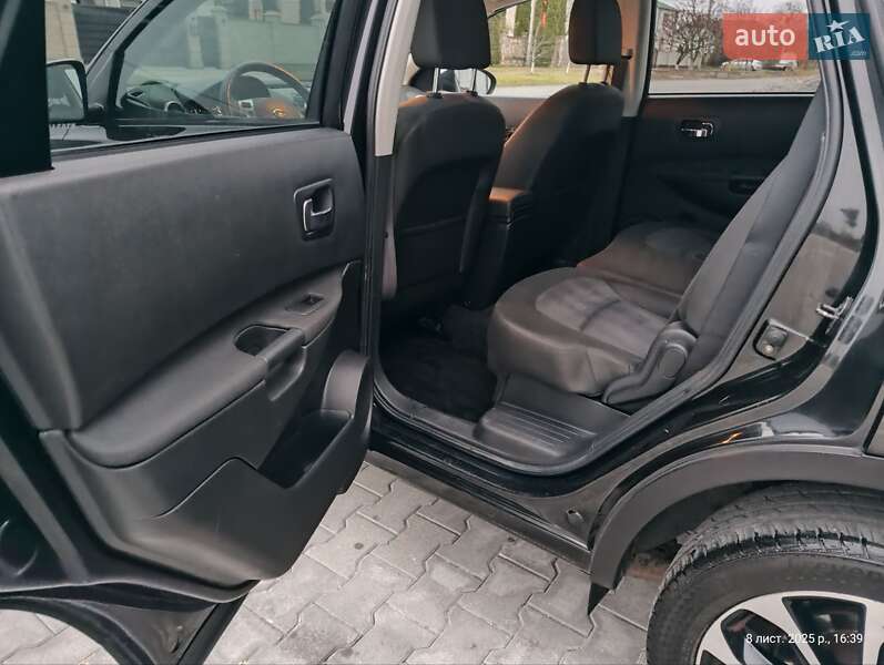 Позашляховик / Кросовер Nissan Qashqai+2 2012 в Тернополі