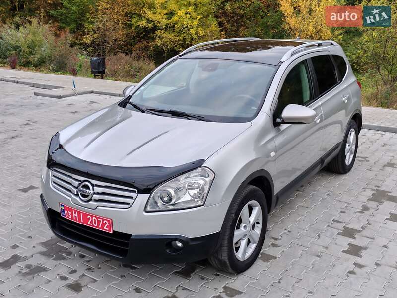 Позашляховик / Кросовер Nissan Qashqai+2 2009 в Стрию