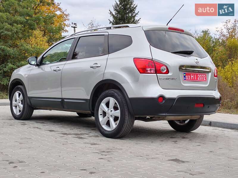 Позашляховик / Кросовер Nissan Qashqai+2 2009 в Стрию