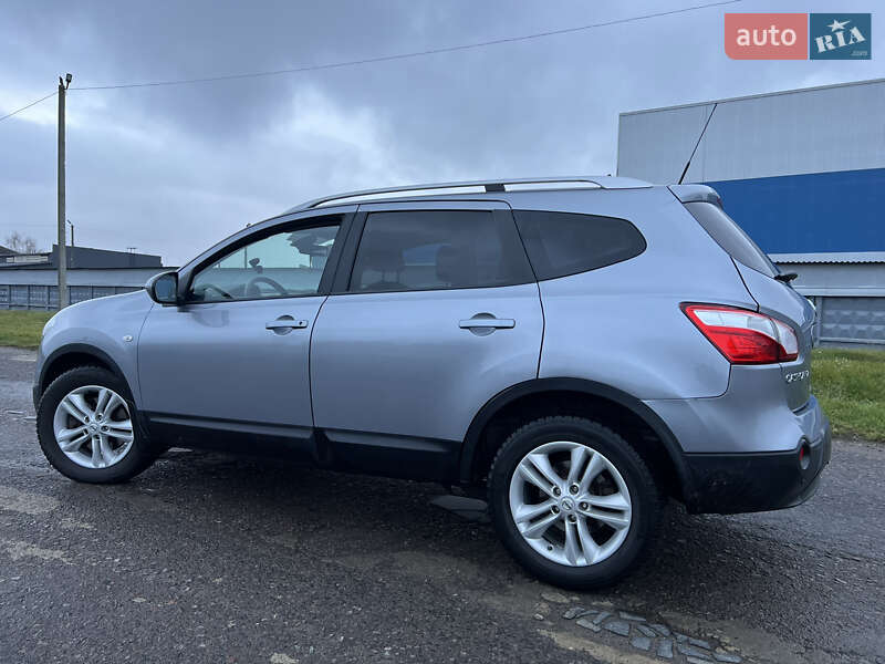 Внедорожник / Кроссовер Nissan Qashqai+2 2011 в Луцке