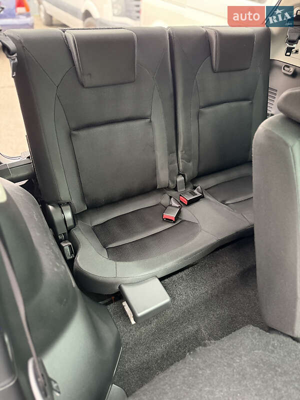 Внедорожник / Кроссовер Nissan Qashqai+2 2012 в Киеве