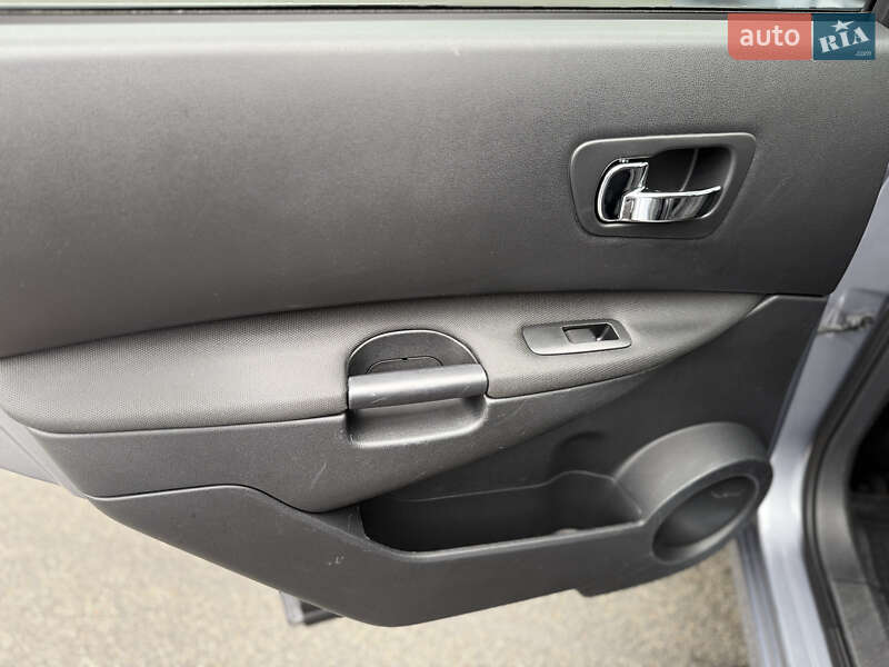 Внедорожник / Кроссовер Nissan Qashqai+2 2012 в Киеве