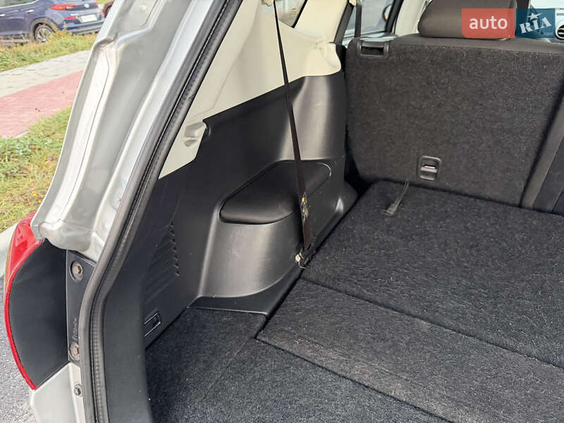 Позашляховик / Кросовер Nissan Qashqai+2 2010 в Вінниці