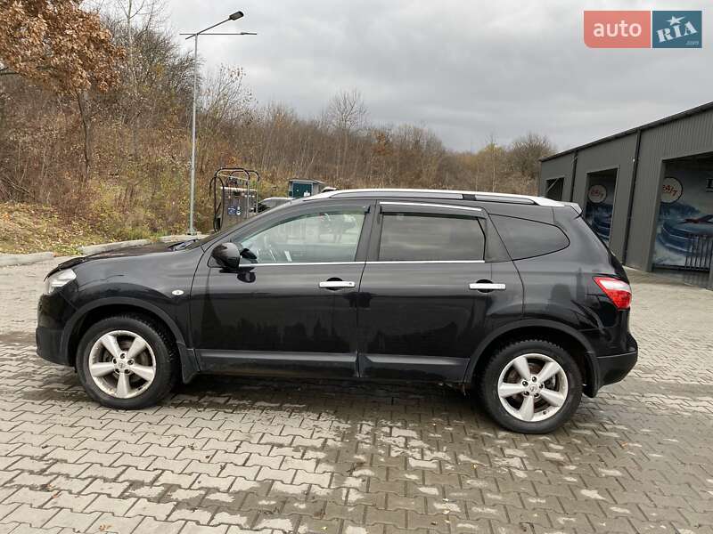 Позашляховик / Кросовер Nissan Qashqai+2 2011 в Львові