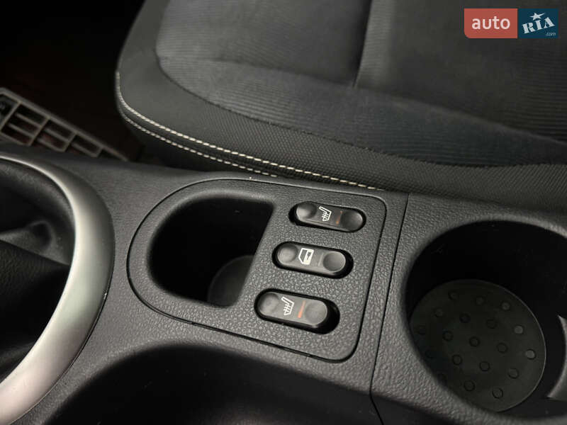 Внедорожник / Кроссовер Nissan Qashqai+2 2011 в Ковеле фото 42 Внедорожник / Кроссовер Nissan Qashqai+2 2011 в Ковеле