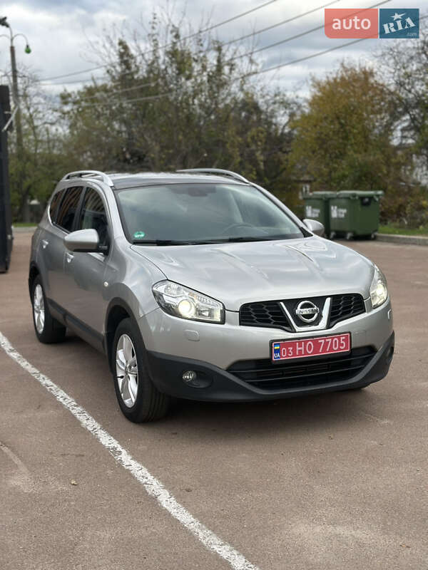 Позашляховик / Кросовер Nissan Qashqai+2 2012 в Житомирі