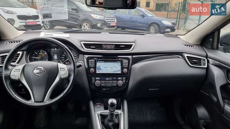 Позашляховик / Кросовер Nissan Qashqai+2 2015 в Полтаві