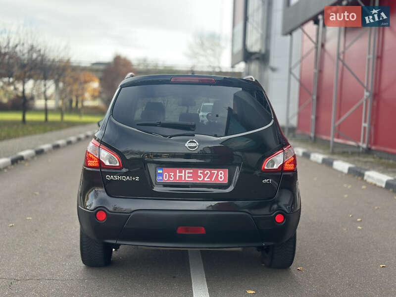 Внедорожник / Кроссовер Nissan Qashqai+2 2013 в Киеве