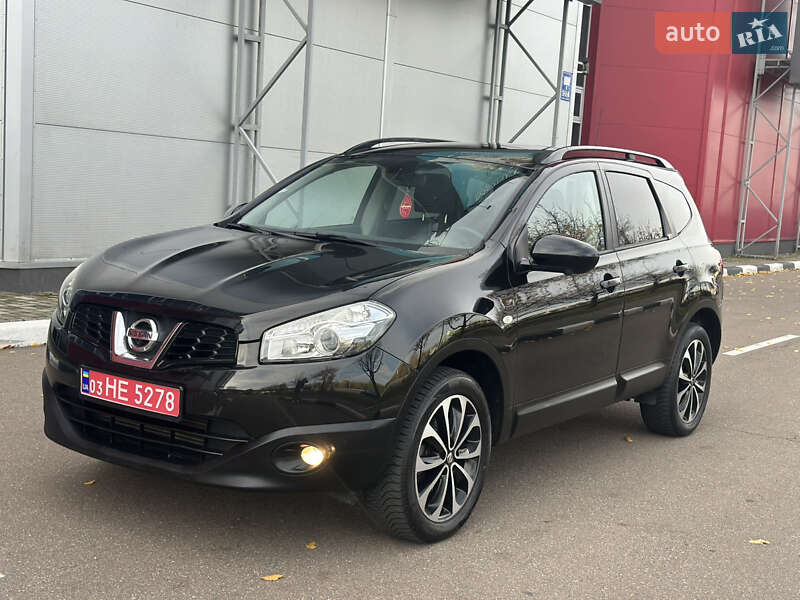 Внедорожник / Кроссовер Nissan Qashqai+2 2013 в Киеве