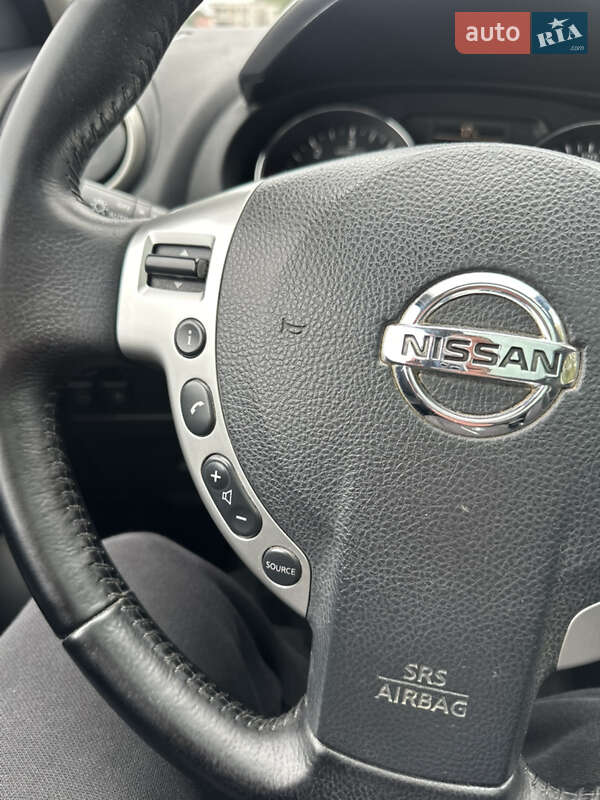 Внедорожник / Кроссовер Nissan Qashqai+2 2013 в Киеве