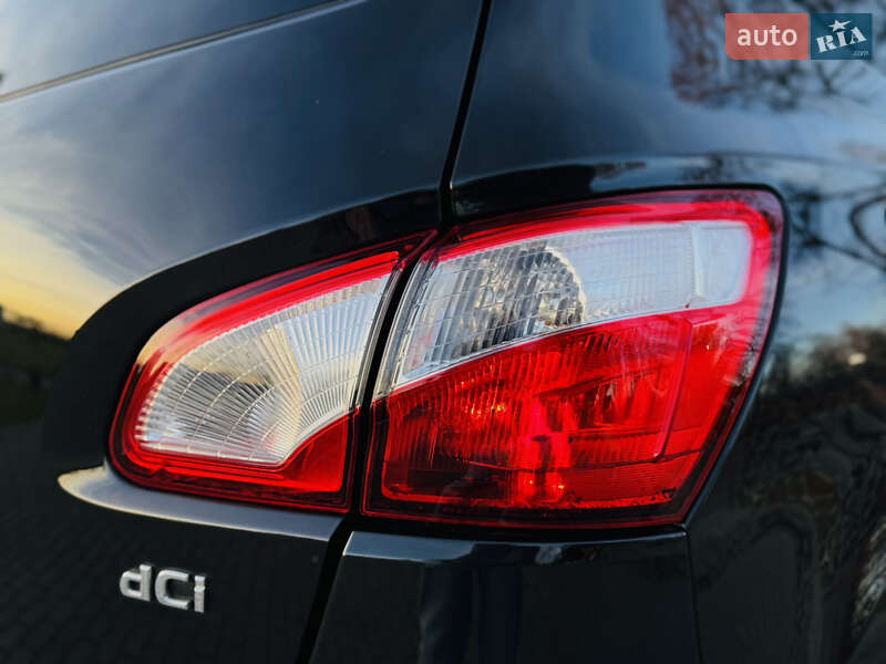 Внедорожник / Кроссовер Nissan Qashqai+2 2012 в Дрогобыче фото 34 Внедорожник / Кроссовер Nissan Qashqai+2 2012 в Дрогобыче