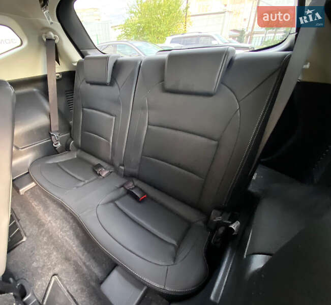 Внедорожник / Кроссовер Nissan Qashqai+2 2010 в Ровно фото 14 Внедорожник / Кроссовер Nissan Qashqai+2 2010 в Ровно