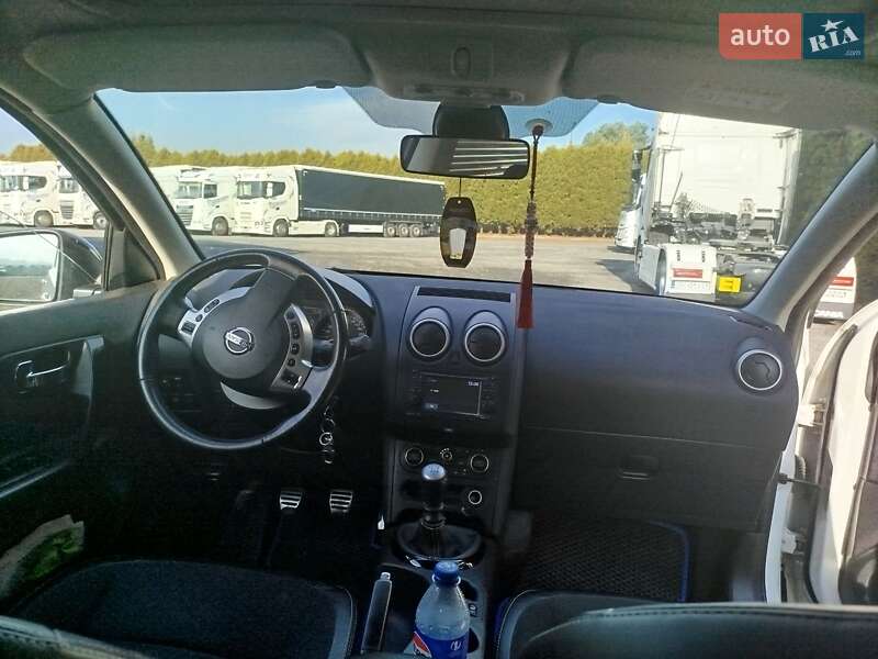Внедорожник / Кроссовер Nissan Qashqai+2 2013 в Ивано-Франковске фото 5 Внедорожник / Кроссовер Nissan Qashqai+2 2013 в Ивано-Франковске