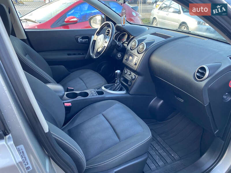 Внедорожник / Кроссовер Nissan Qashqai+2 2011 в Полтаве