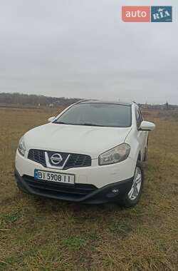 Внедорожник / Кроссовер Nissan Qashqai+2 2012 в Решетиловке