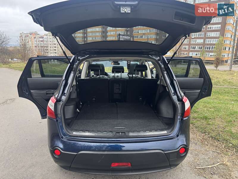 Внедорожник / Кроссовер Nissan Qashqai+2 2011 в Ровно фото 24 Внедорожник / Кроссовер Nissan Qashqai+2 2011 в Ровно