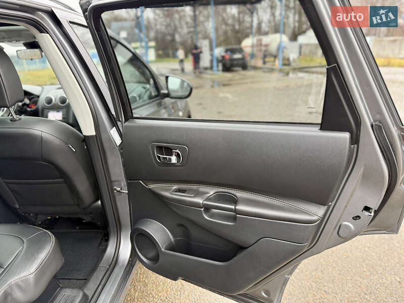 Внедорожник / Кроссовер Nissan Qashqai+2 2013 в Калуше