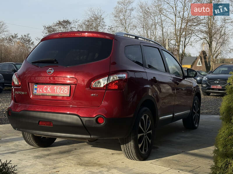 Внедорожник / Кроссовер Nissan Qashqai+2 2011 в Ивано-Франковске