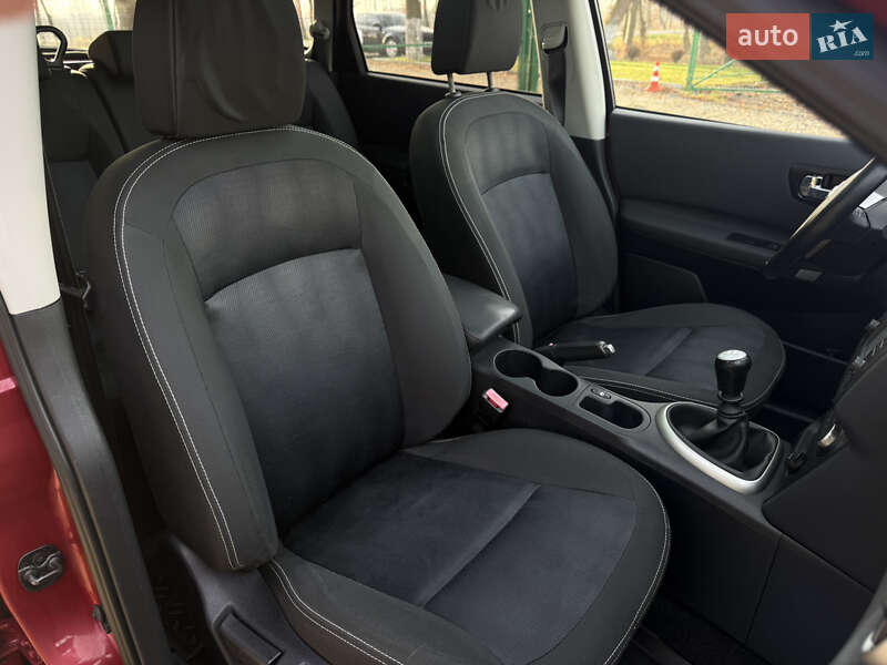 Внедорожник / Кроссовер Nissan Qashqai+2 2011 в Ивано-Франковске