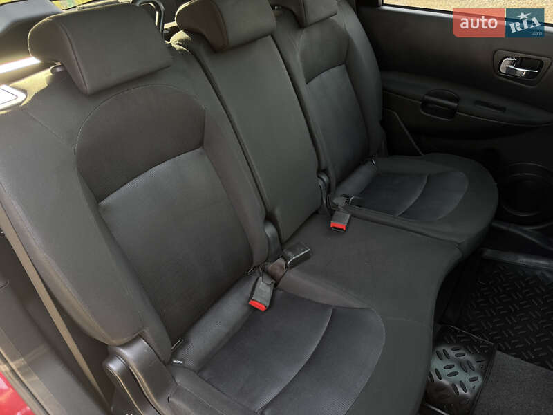 Внедорожник / Кроссовер Nissan Qashqai+2 2011 в Ивано-Франковске