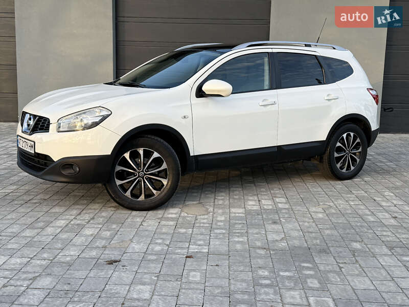 Позашляховик / Кросовер Nissan Qashqai+2 2012 в Коломиї