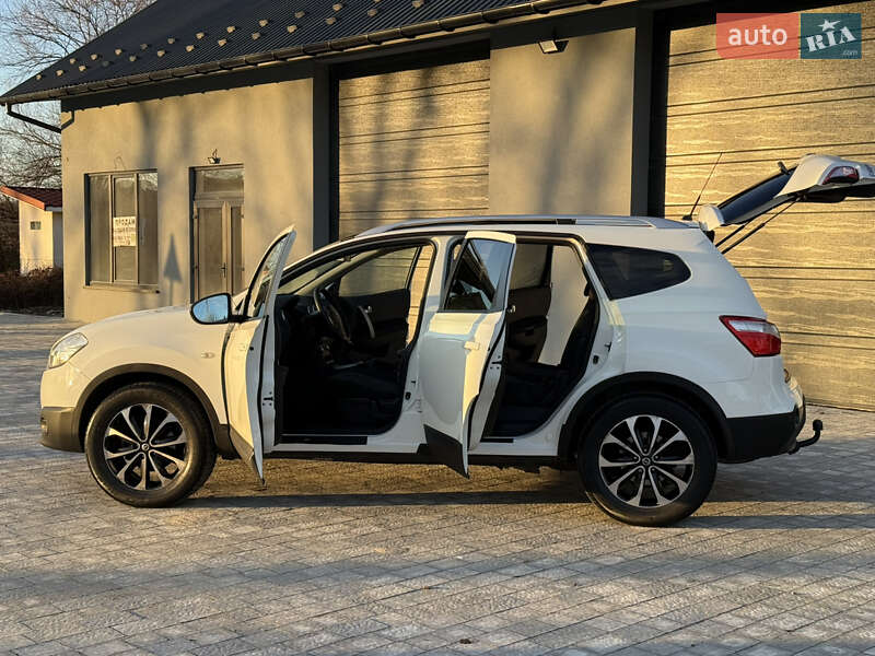 Позашляховик / Кросовер Nissan Qashqai+2 2012 в Коломиї