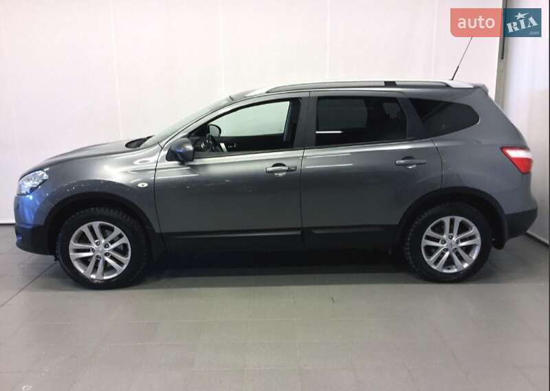 Внедорожник / Кроссовер Nissan Qashqai+2 2012 в Староконстантинове