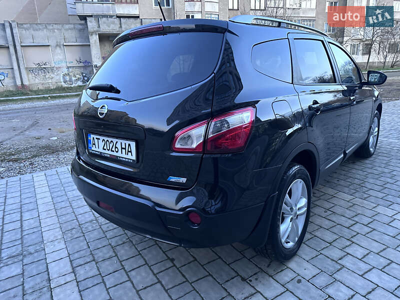 Внедорожник / Кроссовер Nissan Qashqai+2 2010 в Ивано-Франковске