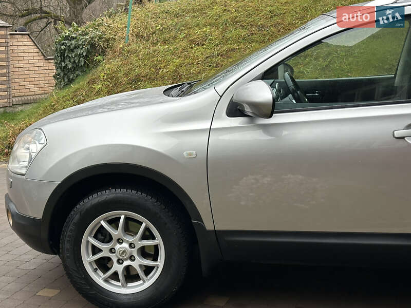 Внедорожник / Кроссовер Nissan Qashqai+2 2010 в Коломые