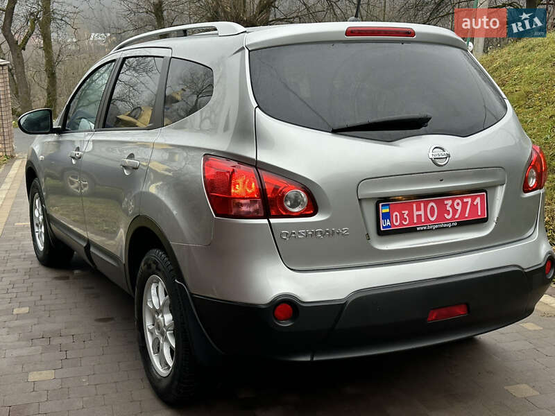 Внедорожник / Кроссовер Nissan Qashqai+2 2010 в Коломые