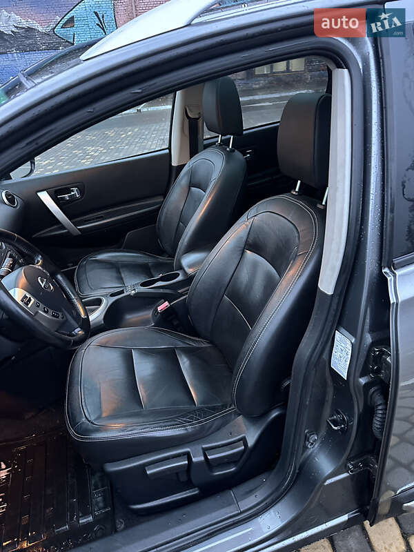 Позашляховик / Кросовер Nissan Qashqai+2 2012 в Луцьку фото 15 Позашляховик / Кросовер Nissan Qashqai+2 2012 в Луцьку