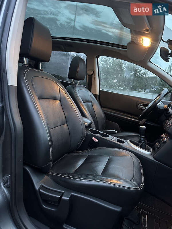 Позашляховик / Кросовер Nissan Qashqai+2 2012 в Луцьку фото 24 Позашляховик / Кросовер Nissan Qashqai+2 2012 в Луцьку