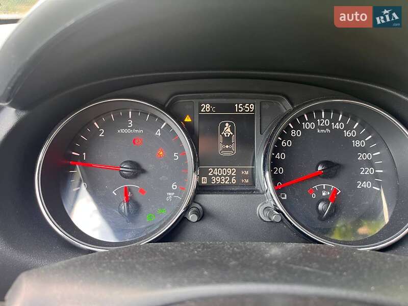 Внедорожник / Кроссовер Nissan Qashqai+2 2010 в Киеве