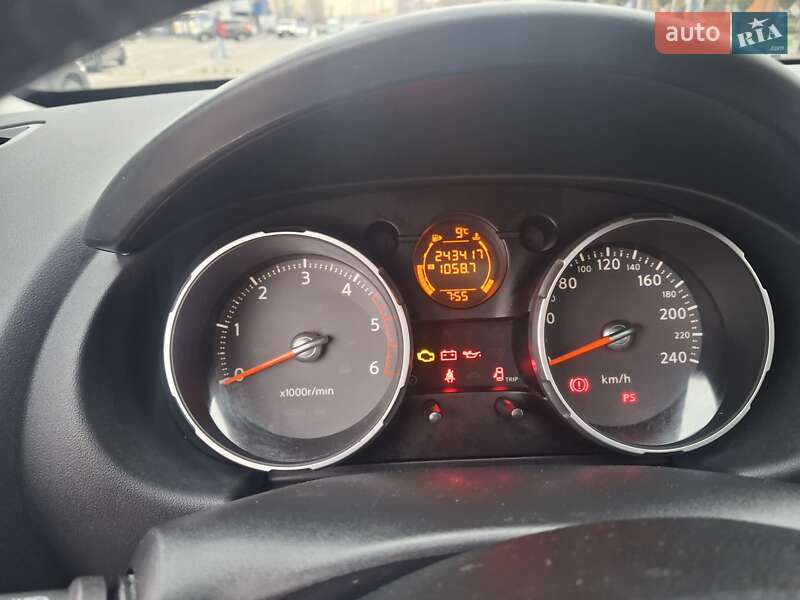 Позашляховик / Кросовер Nissan Qashqai+2 2010 в Дніпрі