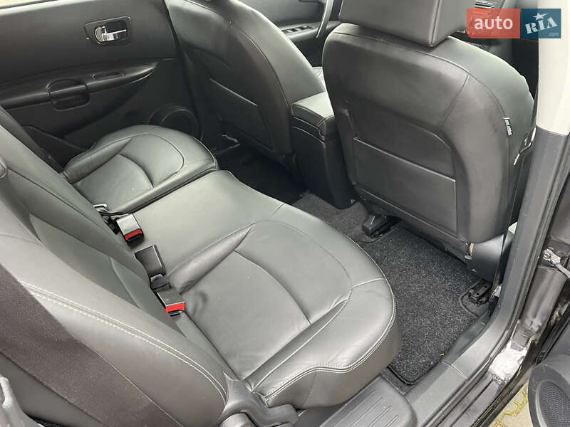 Внедорожник / Кроссовер Nissan Qashqai+2 2009 в Ровно