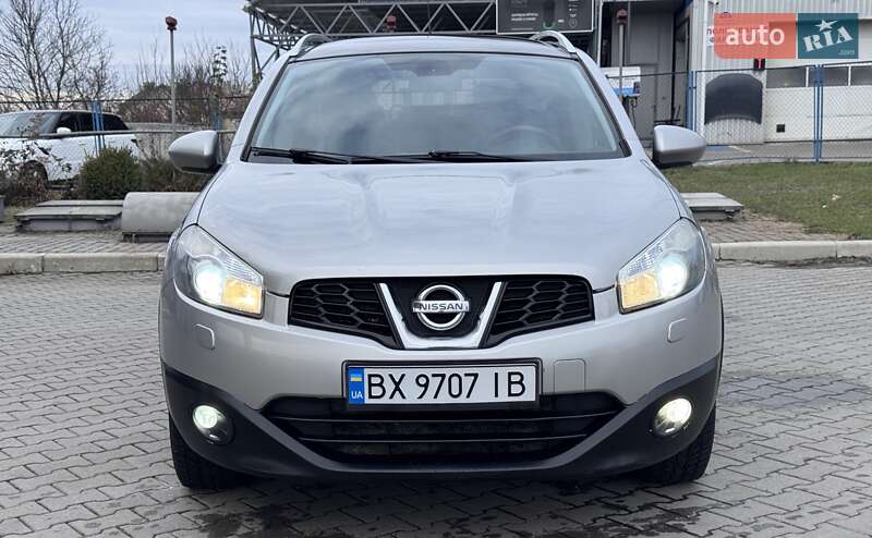 Позашляховик / Кросовер Nissan Qashqai+2 2011 в Хмельницькому
