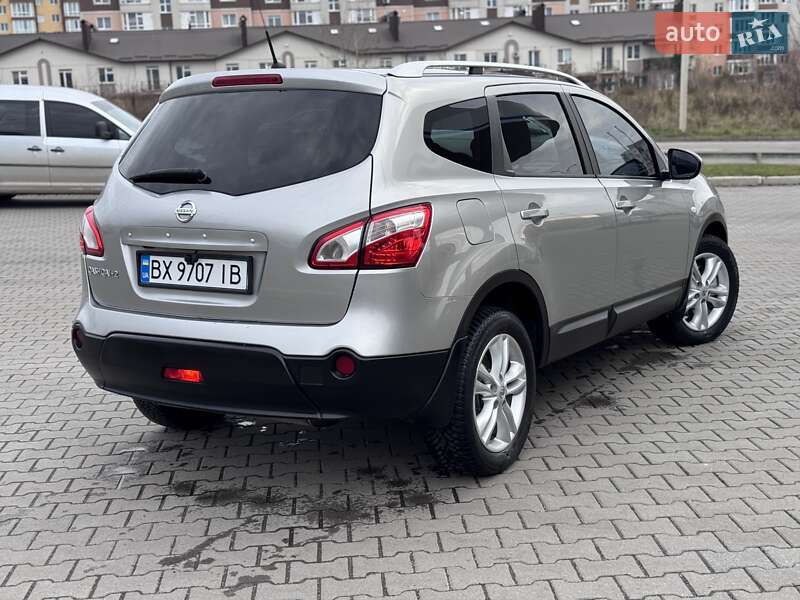 Позашляховик / Кросовер Nissan Qashqai+2 2011 в Хмельницькому