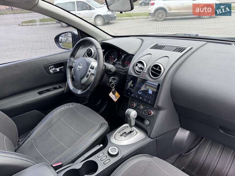 Позашляховик / Кросовер Nissan Qashqai+2 2011 в Хмельницькому