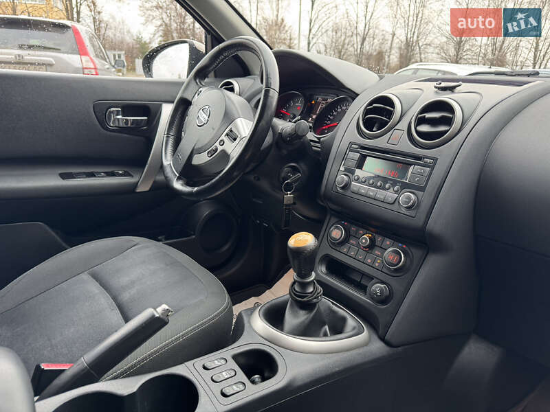 Внедорожник / Кроссовер Nissan Qashqai+2 2011 в Белой Церкви